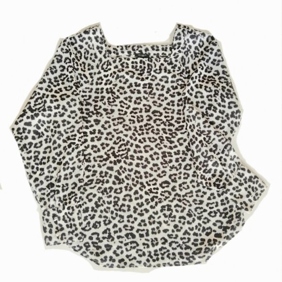 ! NEW ! Ann Taylor Animal Print Long Sleeve Blouse Size XS - Picture 4 of 9